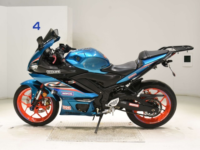 Yamaha YZF-R25A