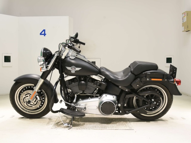 Harley-Davidson HARLEY FLSTFB1580