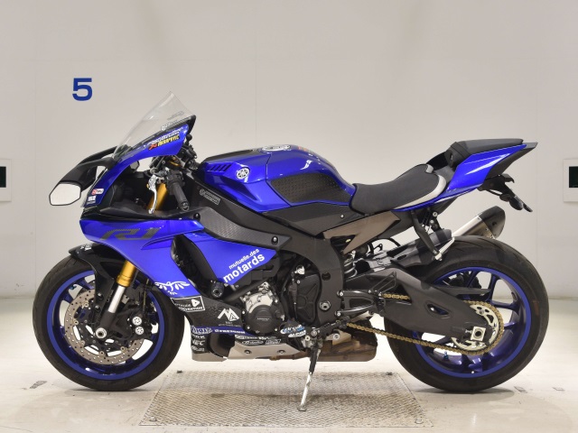 Yamaha YZF-R1