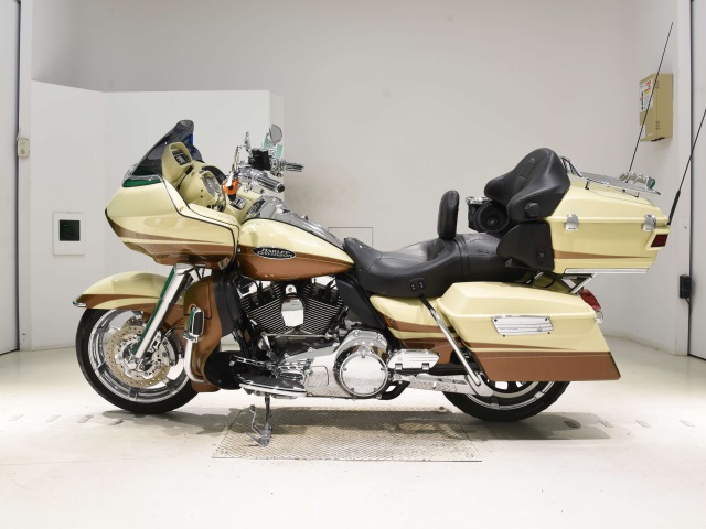 Harley-Davidson HARLEY FLTRUSE1800CVO