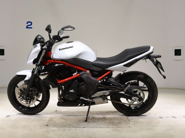 Kawasaki ER-4N
