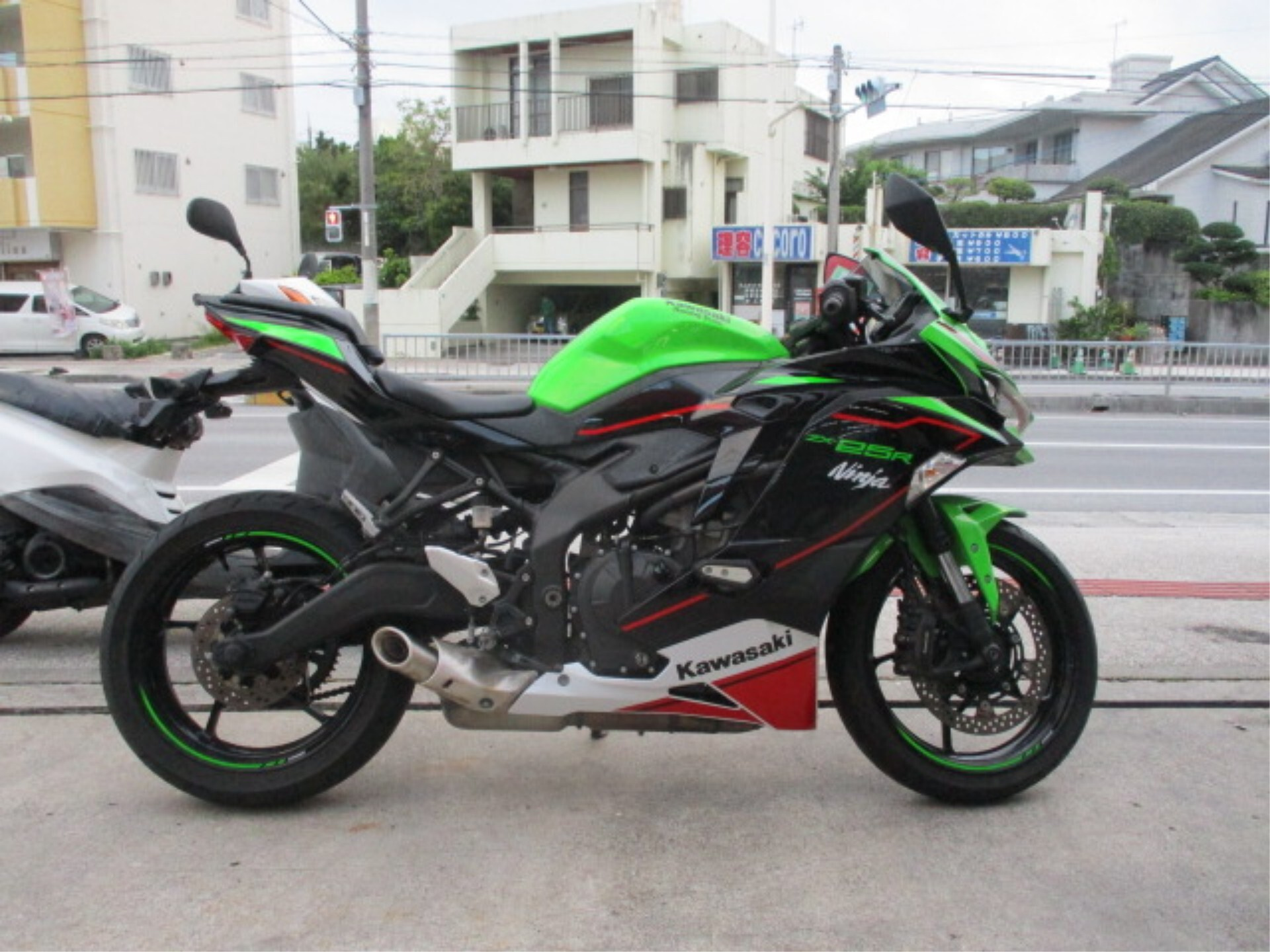 OTHER NINJA ZX-25R SE