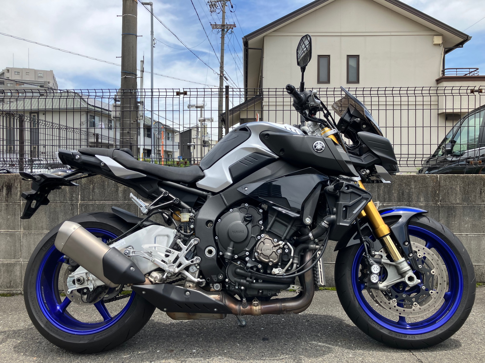 Yamaha TRX850