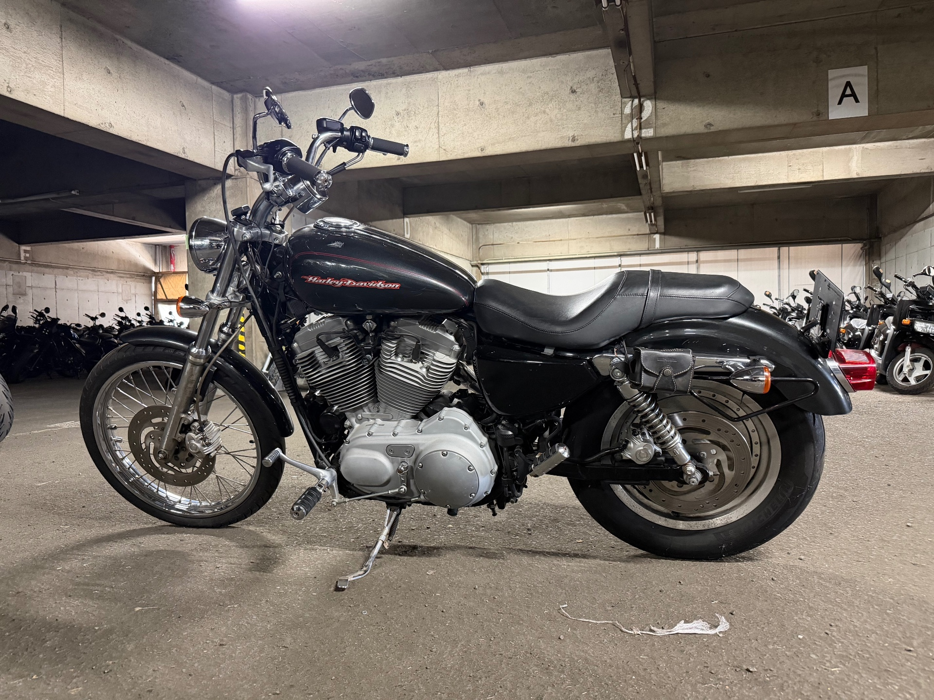 Harley-Davidson HARLEY XL883C