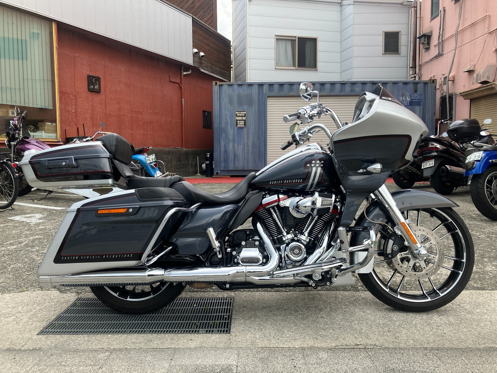 Harley-Davidson HARLEY FLTRXSE1800CVO