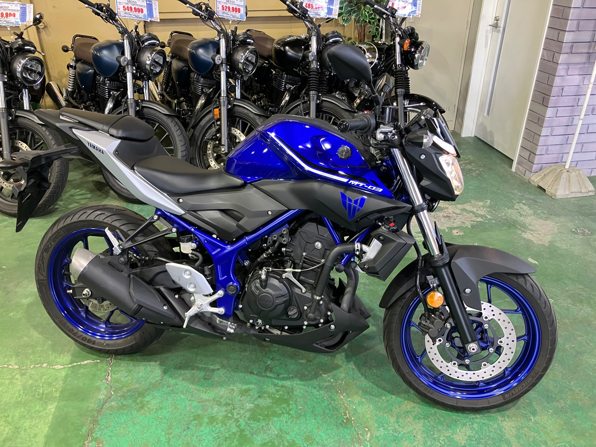 Yamaha MT-03