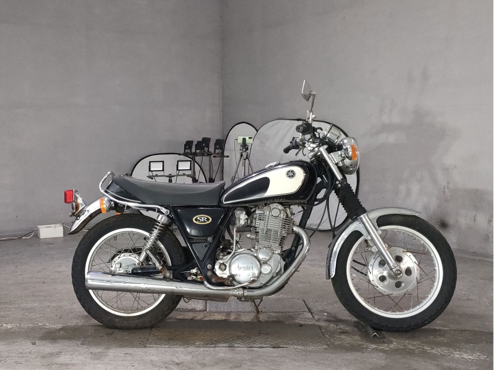 Yamaha SR500-1