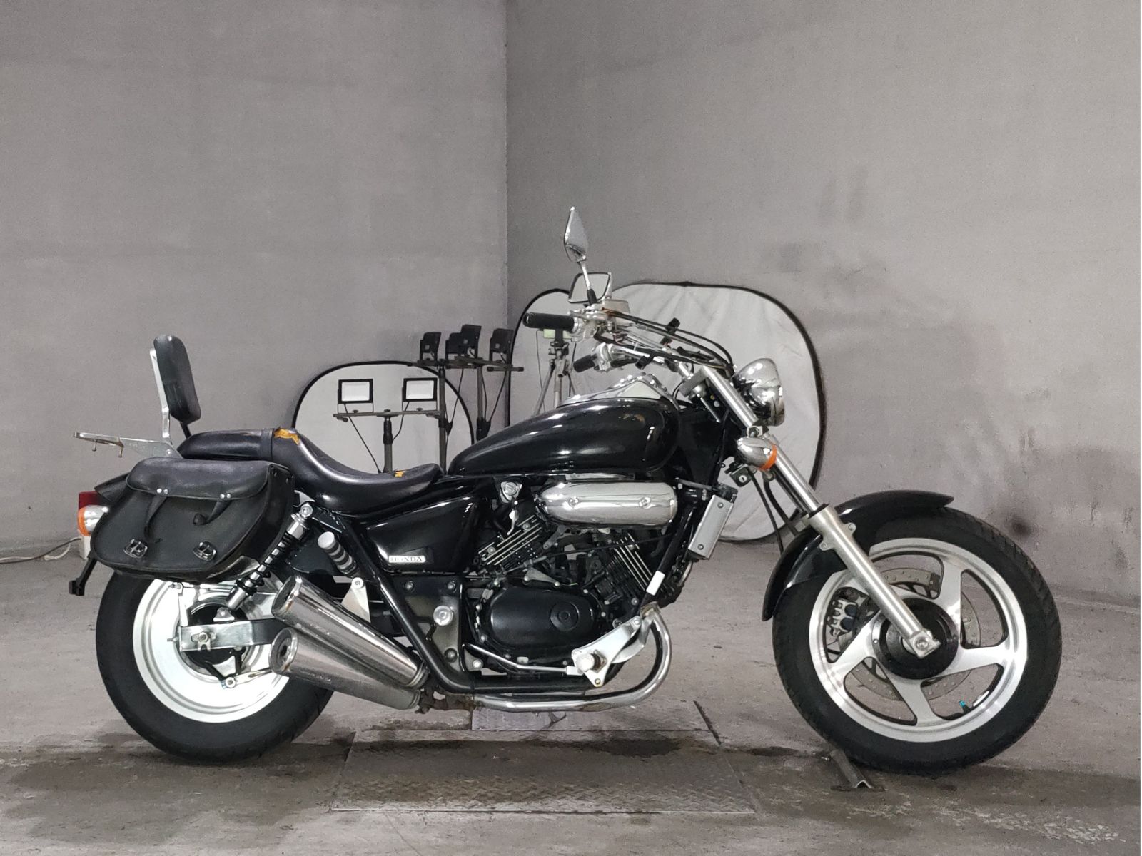 Honda MAGNA 250