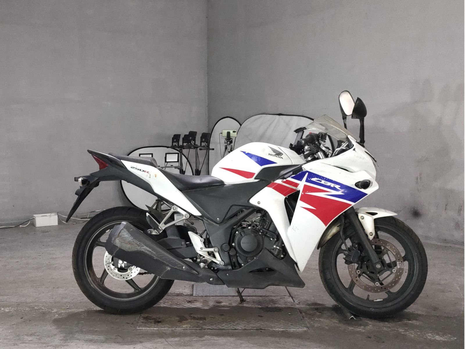 Honda CBR250R