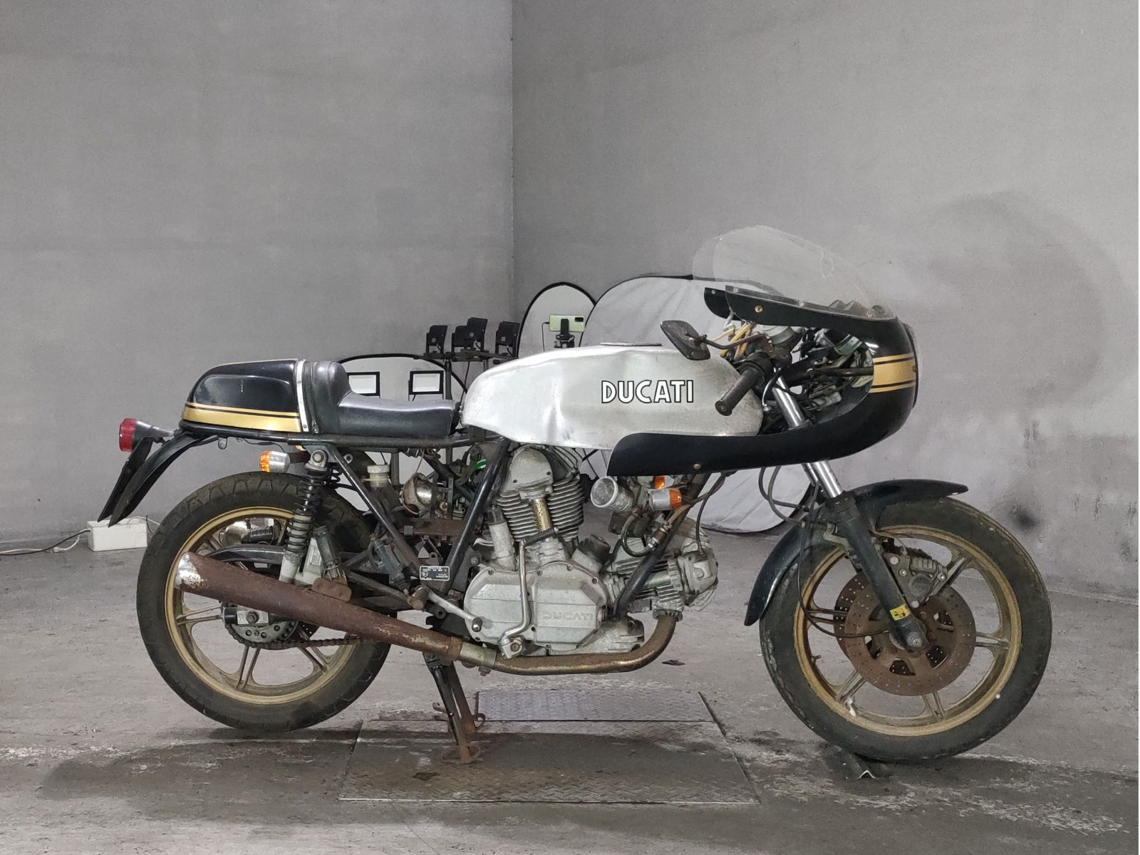 OTHER DUCATI 900SS