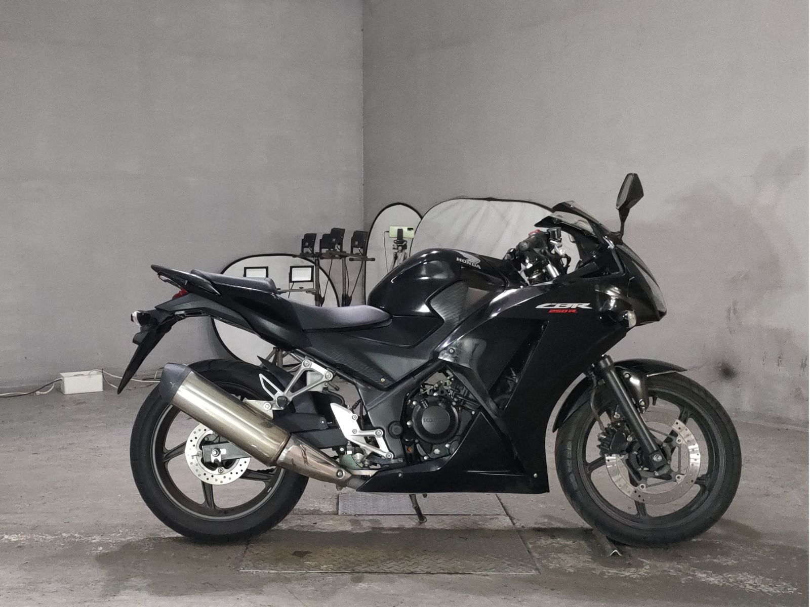 Honda CBR250R