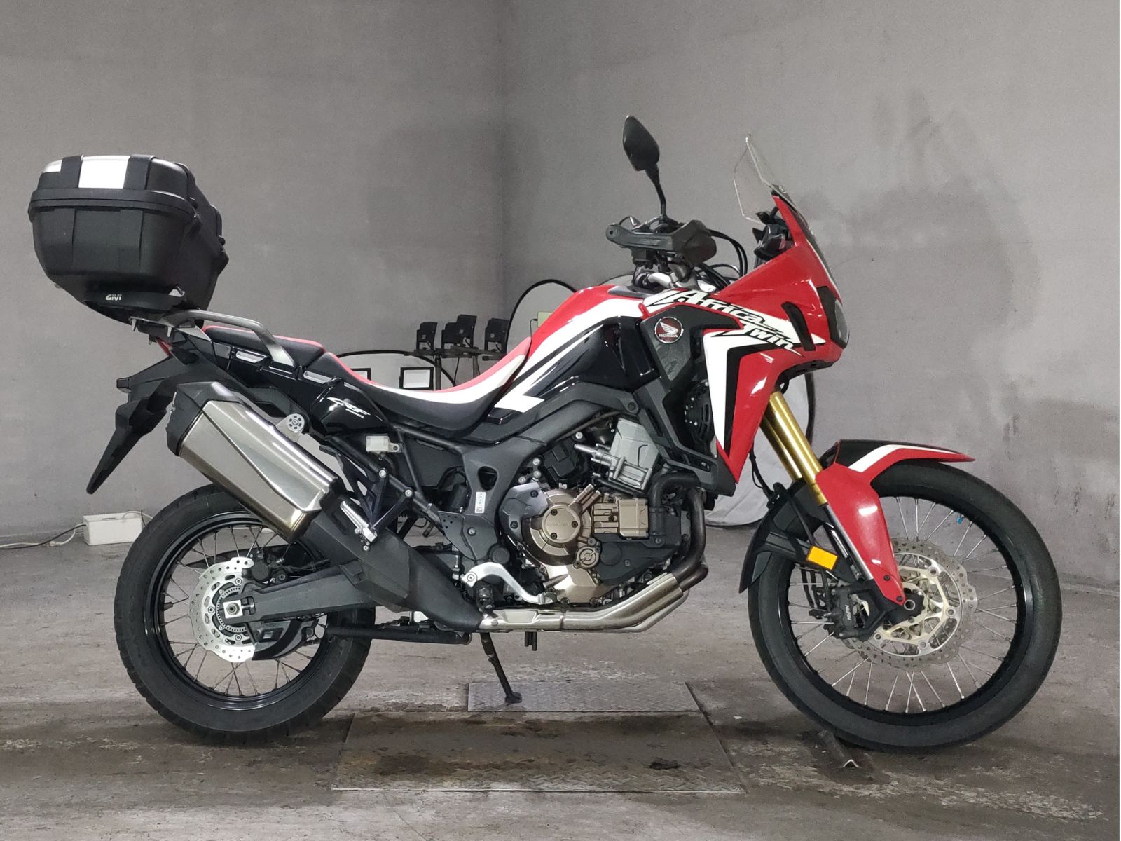 Honda CFR1000 AfricaTwin