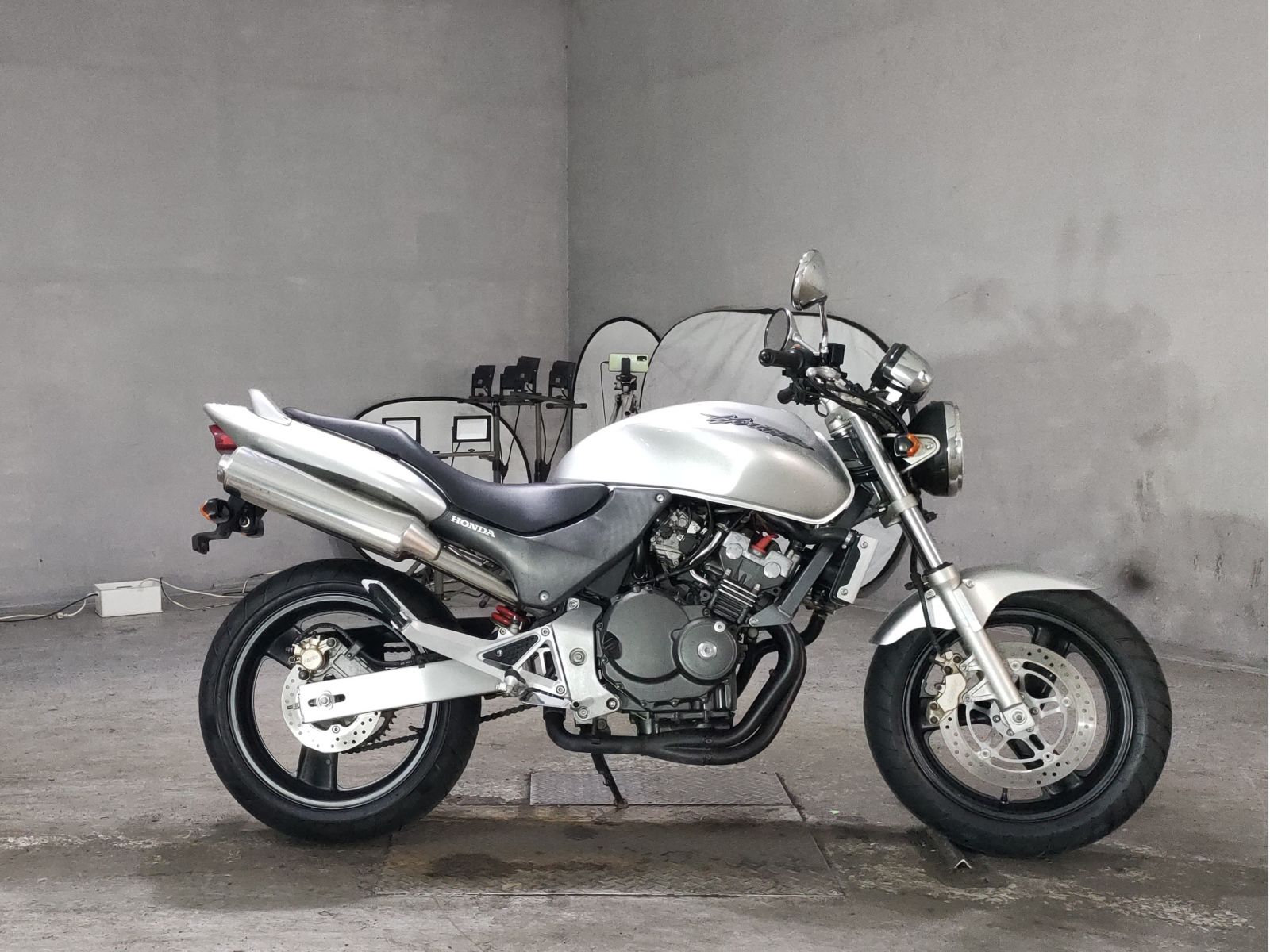 Honda HORNET250