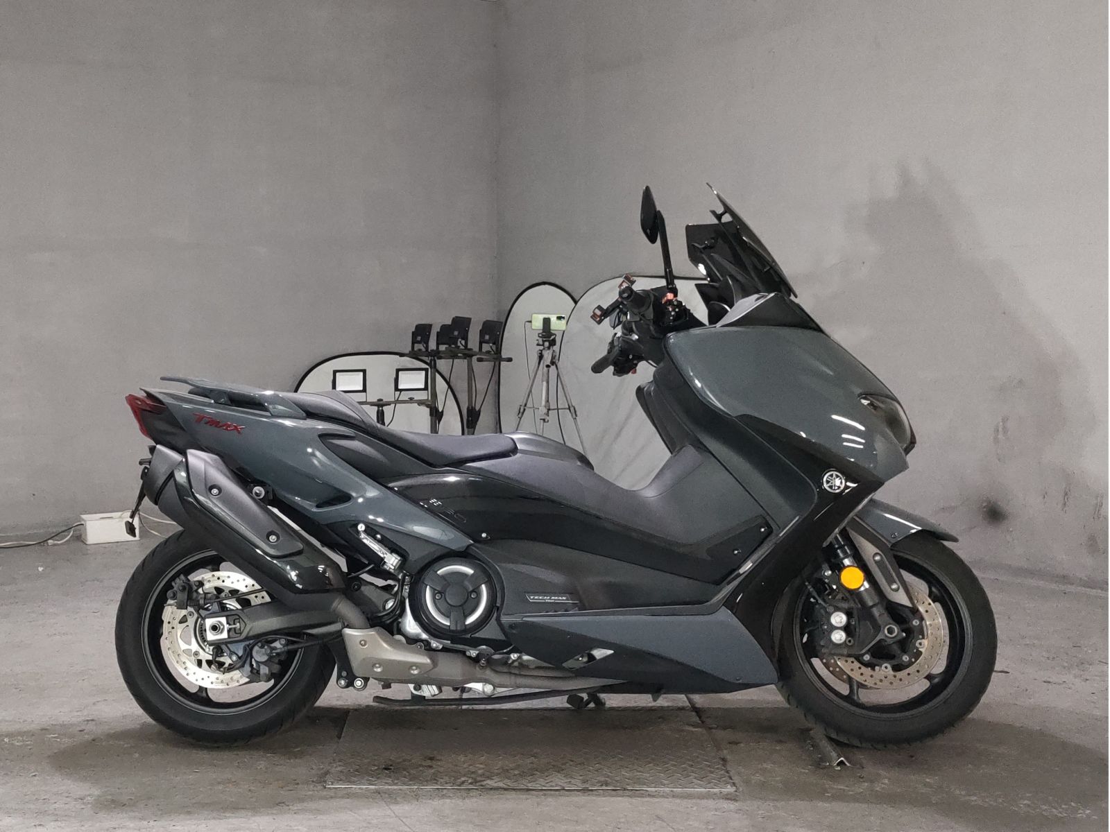 OTHER T-MAX560