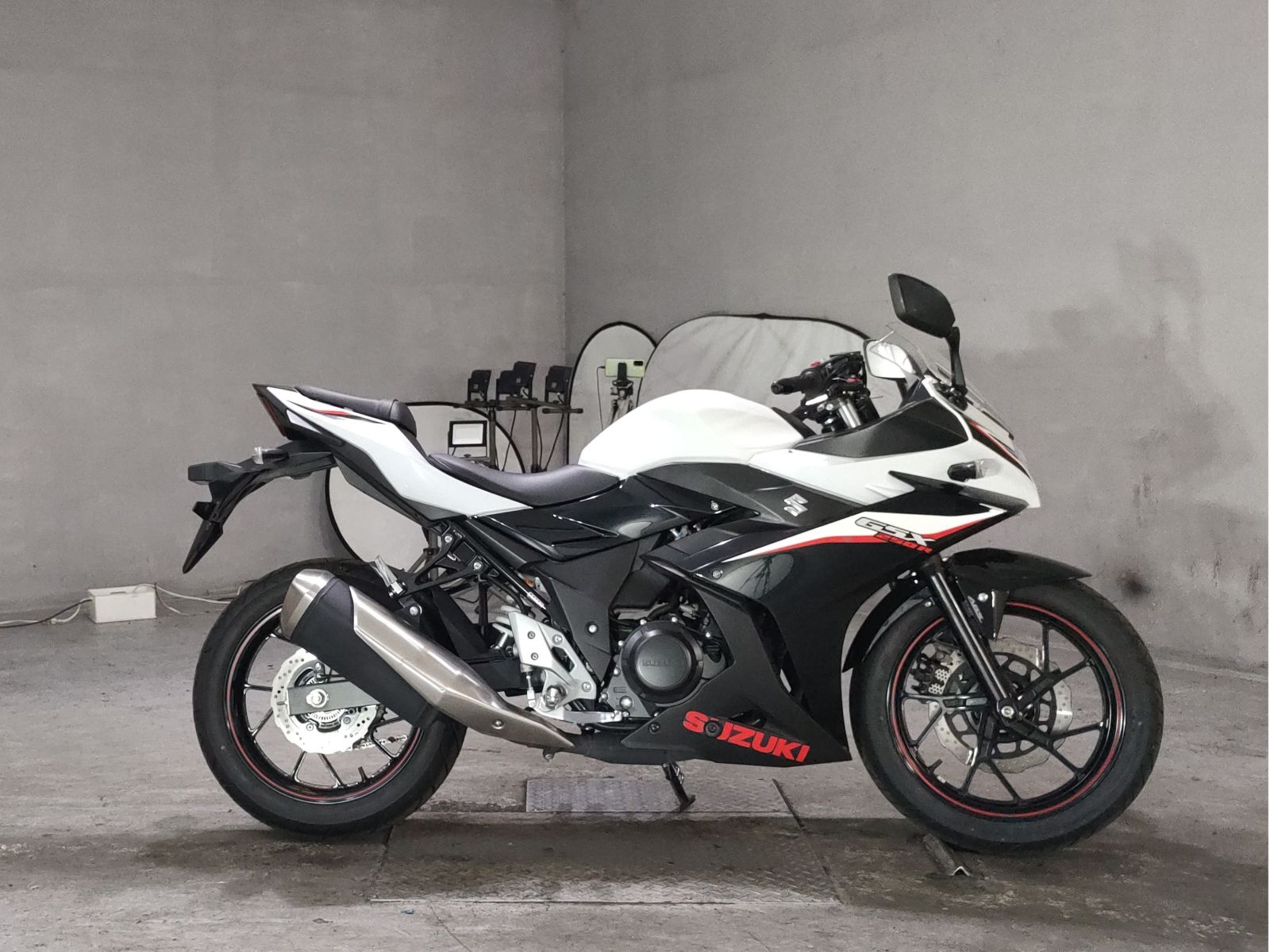 Suzuki GSX250R