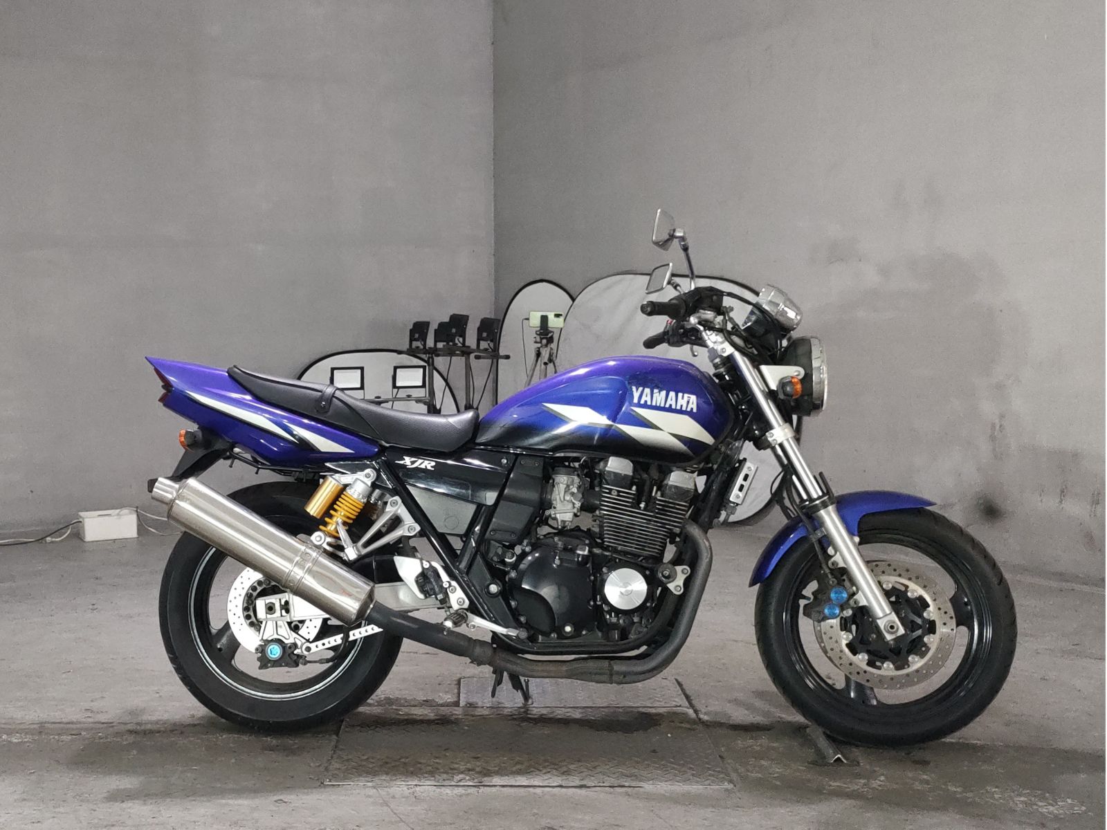 Yamaha XJR400R-1