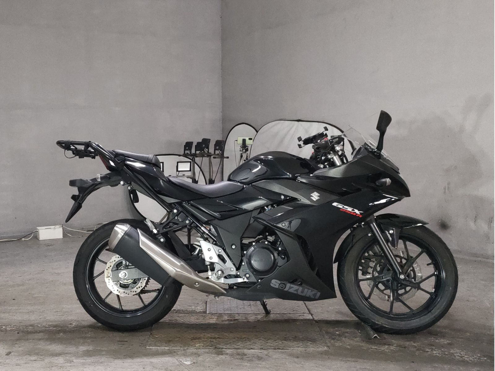 Suzuki GSX250R