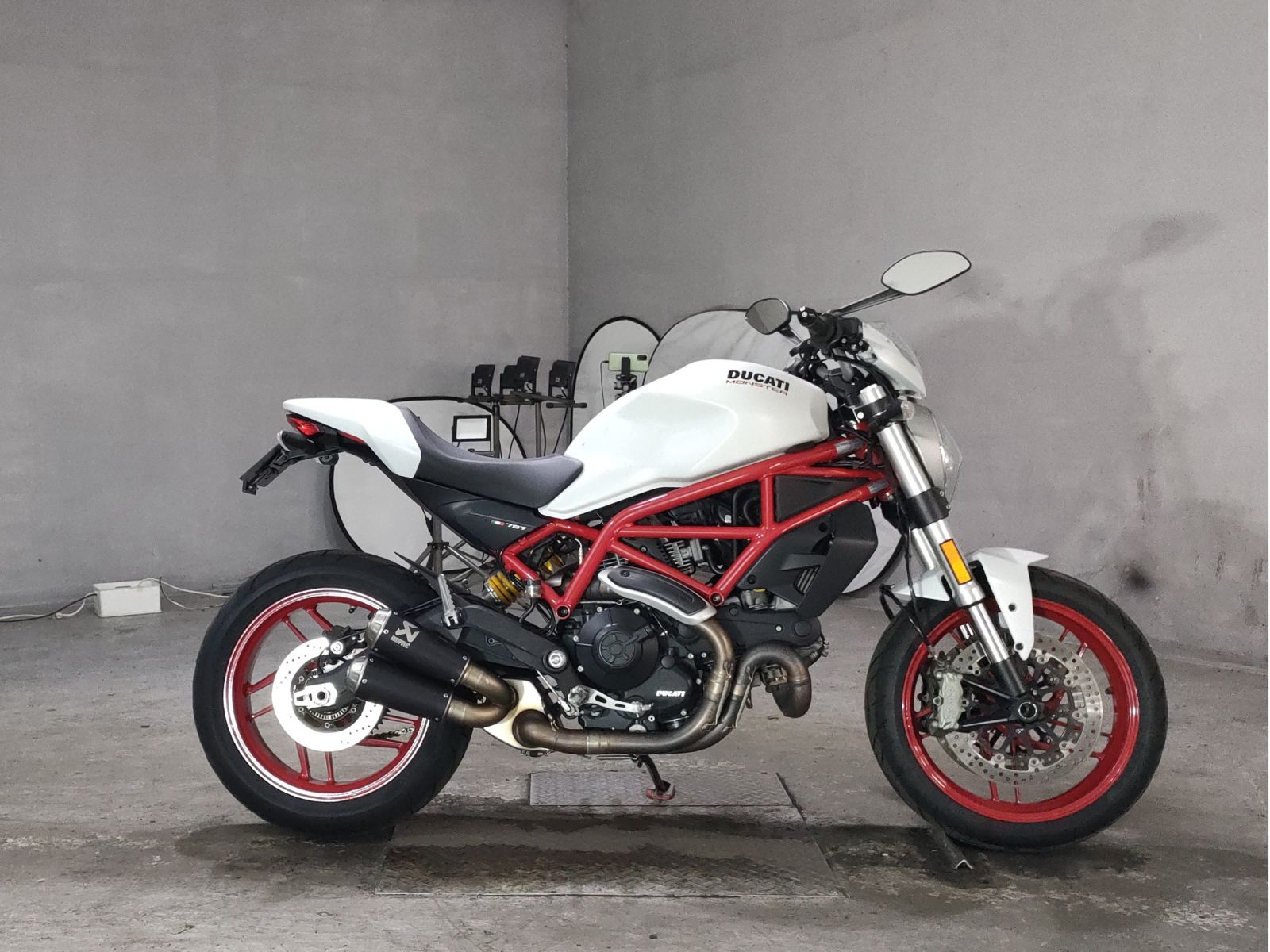 OTHER DUCATI MONSTAR 797