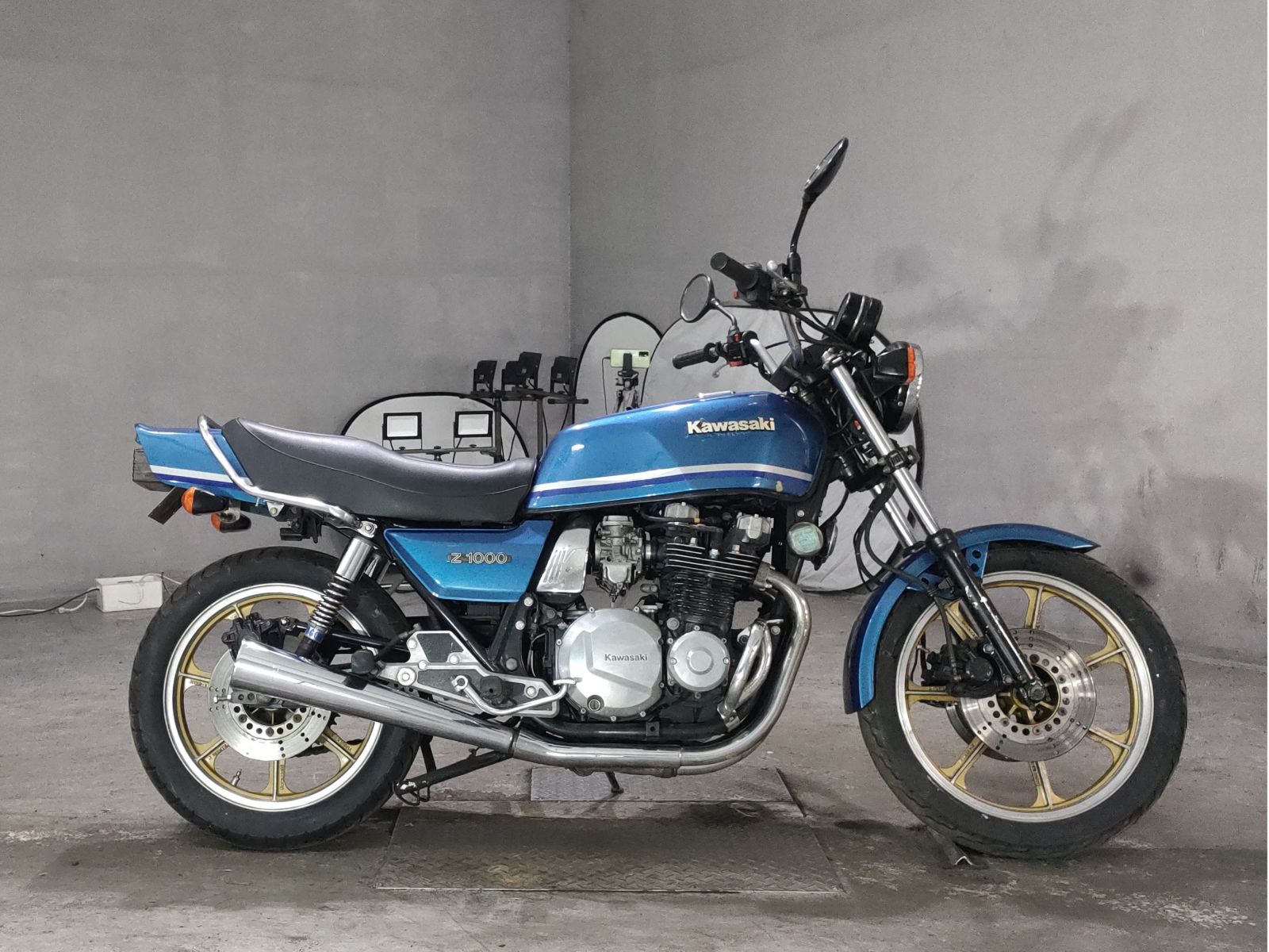 Kawasaki Z1000J