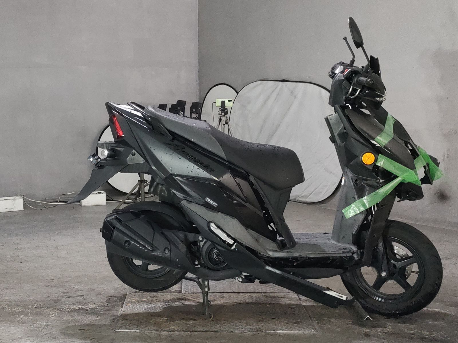 Suzuki AVENIS125