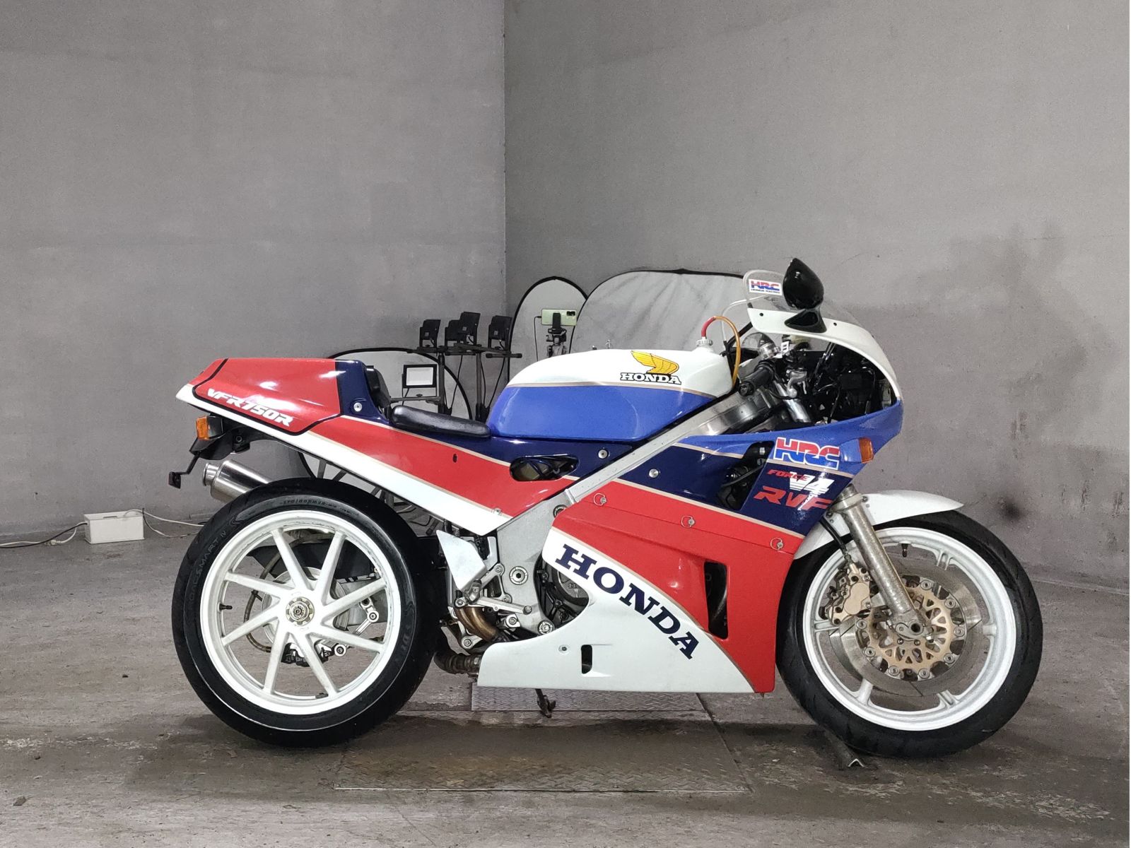 Honda VFR750R