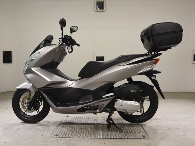 Honda PCX125-2
