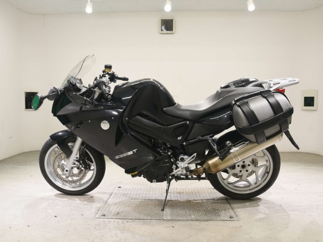 BMW BMW F800ST