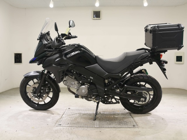 Suzuki V STROM650A