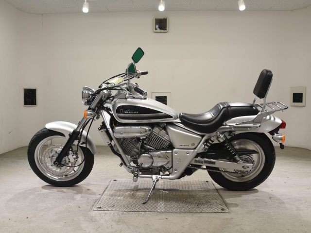 Honda MAGNA 250