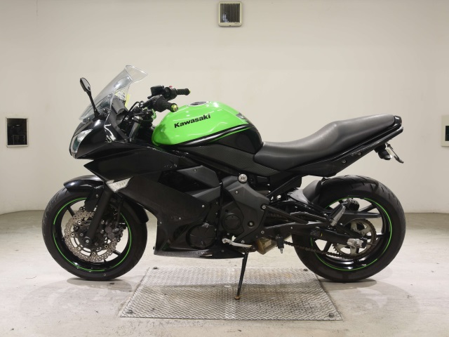 Kawasaki NINJA400R