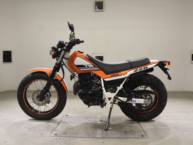 Yamaha TW225