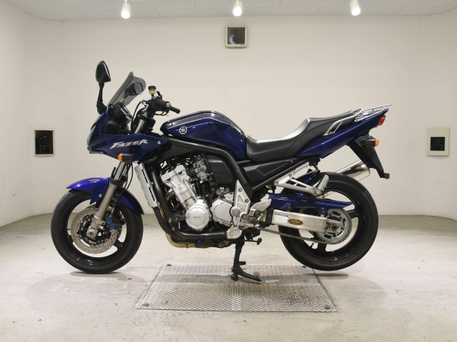 Yamaha FZS1000 FEATHER
