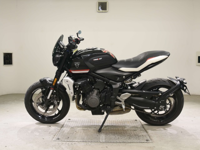 OTHER TRIUMPH TRIDENT 660