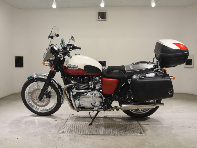 Triumph TRIUMPH BONNEVILLE T100