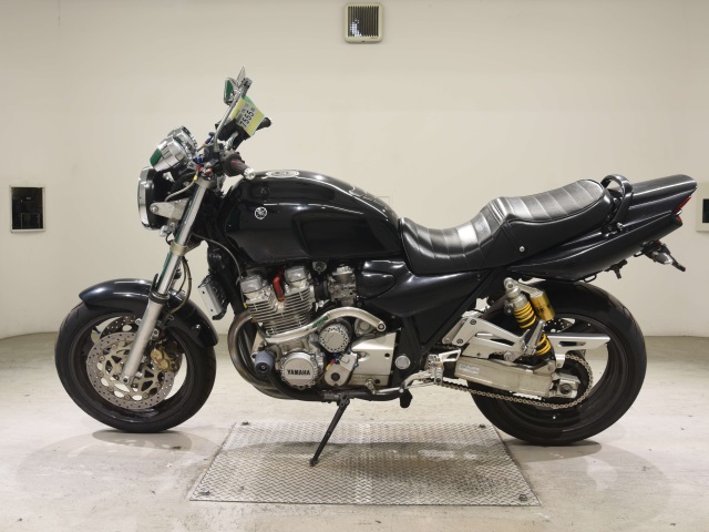 Yamaha XJR1300