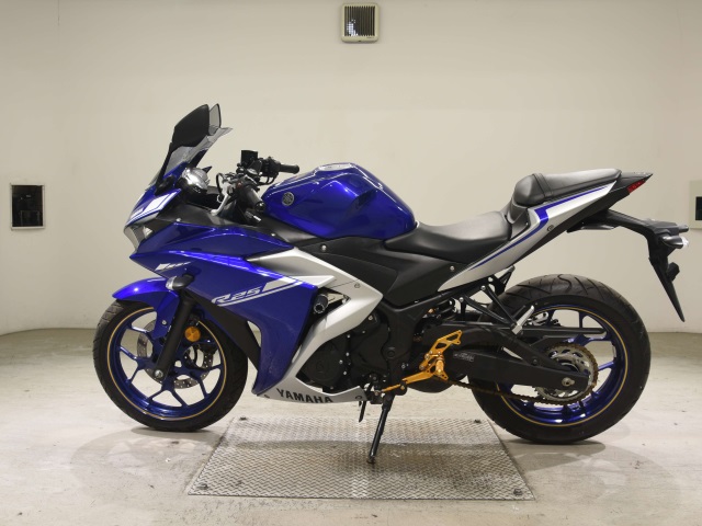 Yamaha YZF-R25