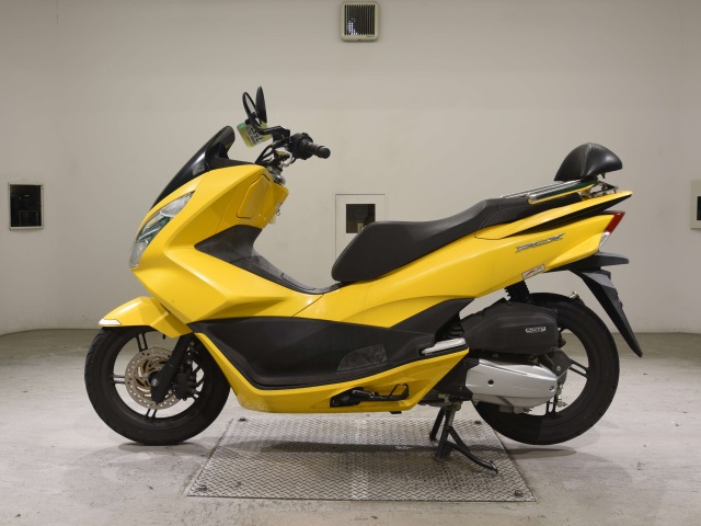 Honda PCX125-2