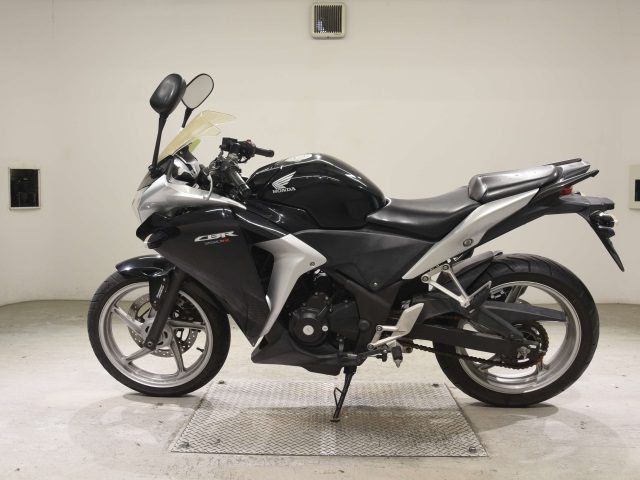 Honda CBR250R ABS