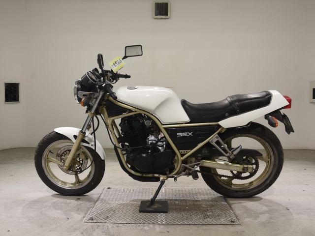 Yamaha SRX250-1