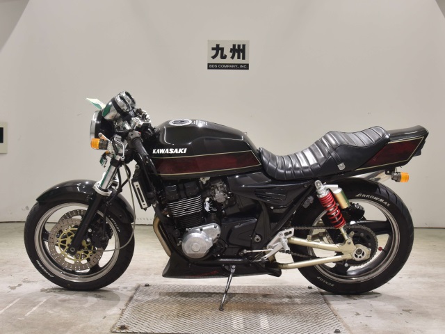 Kawasaki ZRX400