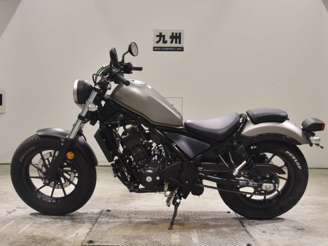 Honda REBEL