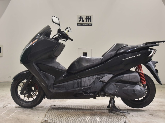 Honda FORZA