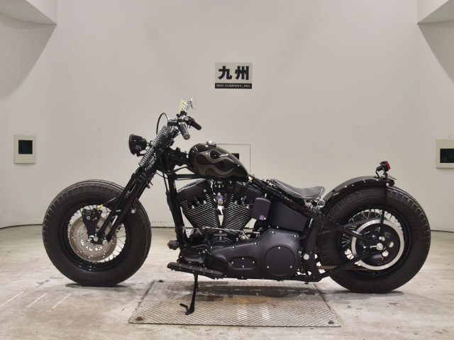 Harley-Davidson HARLEY FLSTC1340