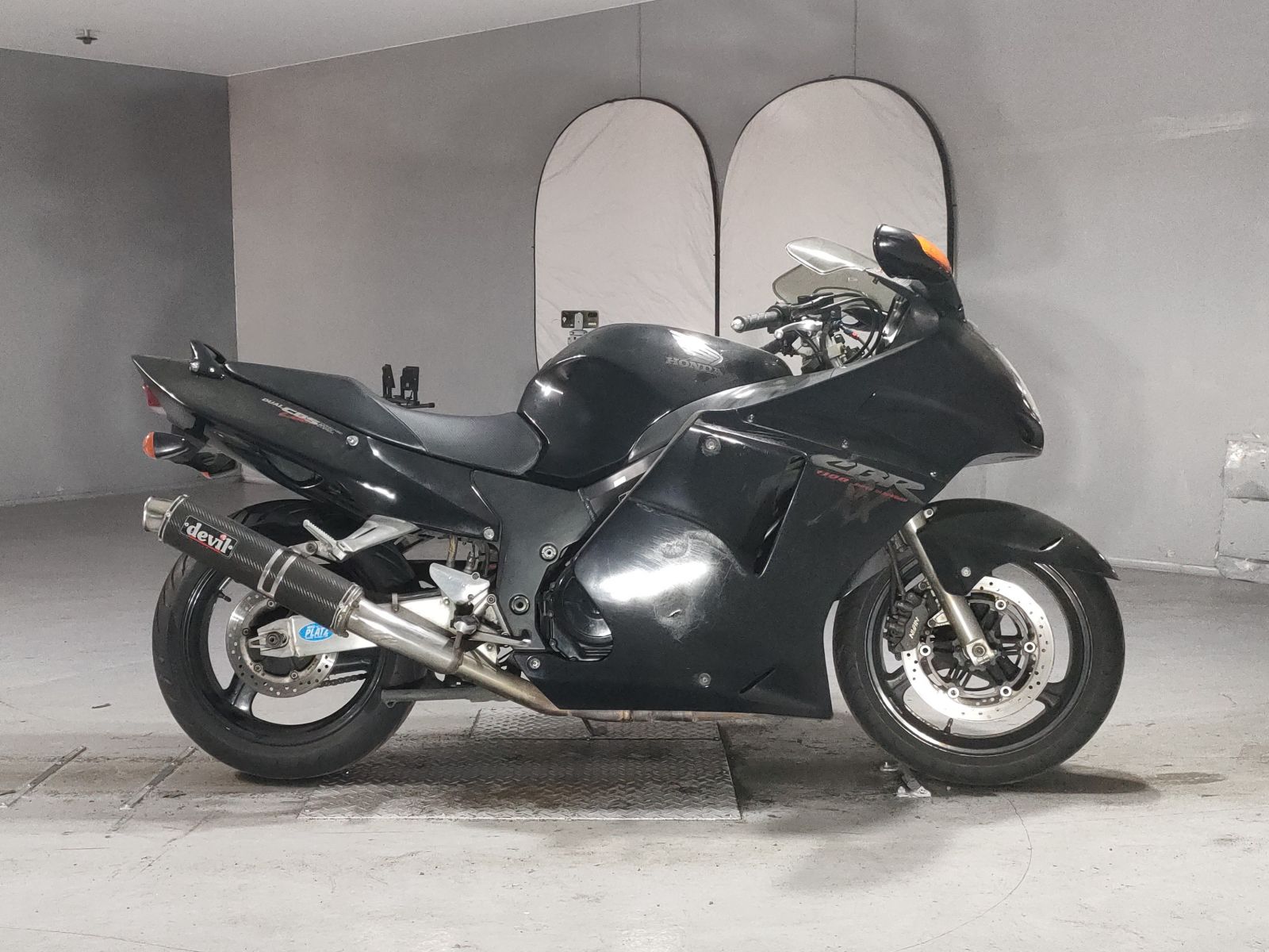 Honda CBR1100XX