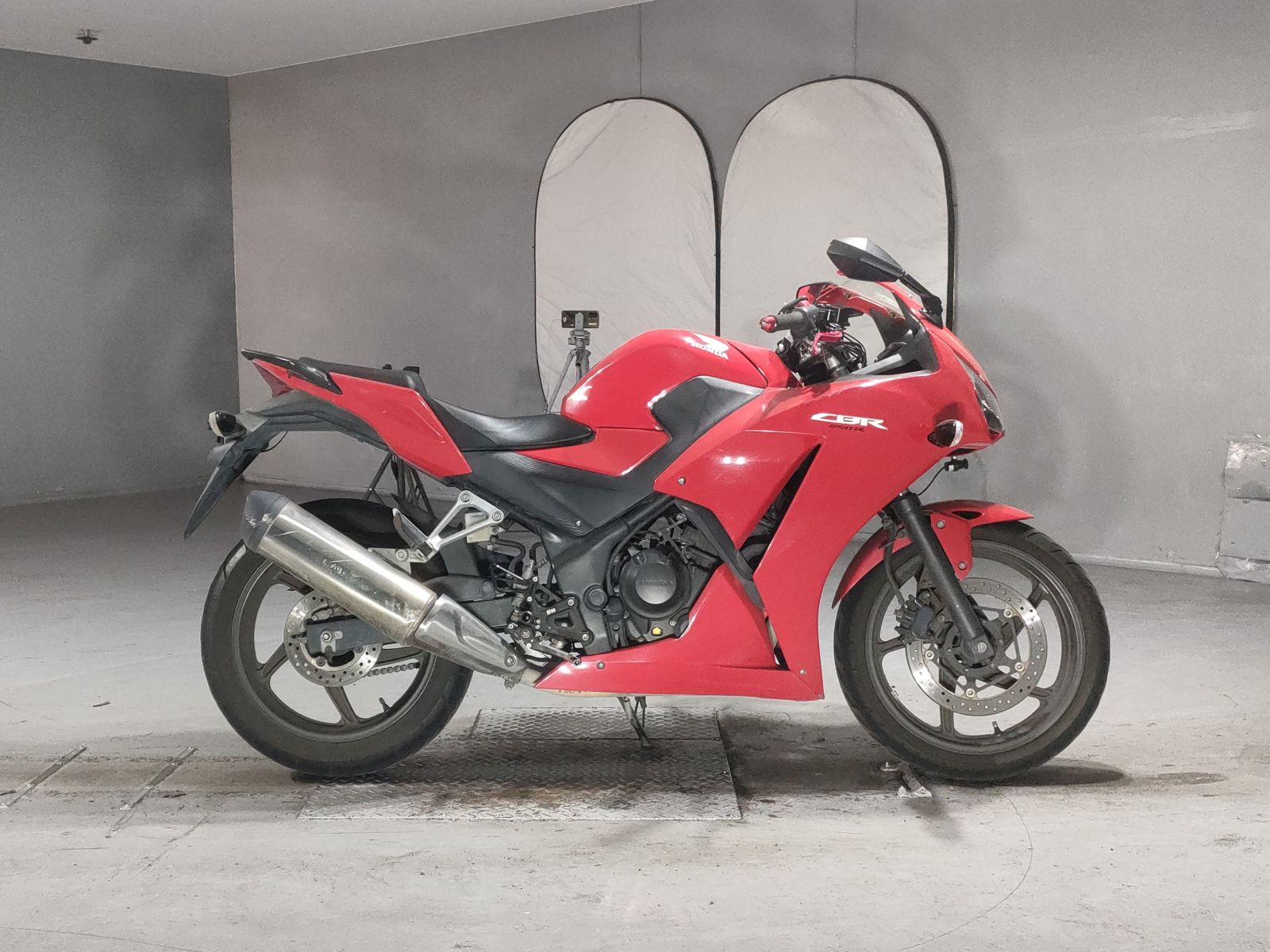 Honda CBR250R