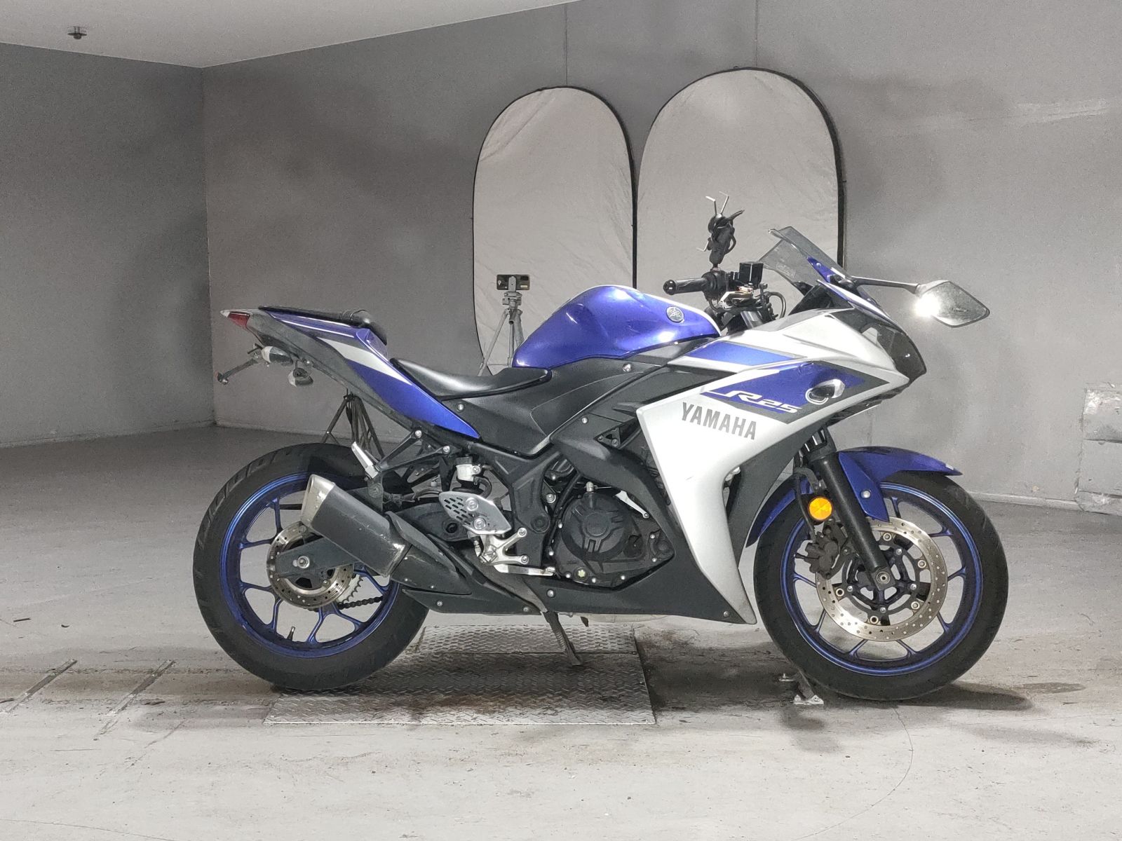 Yamaha YZF-R25