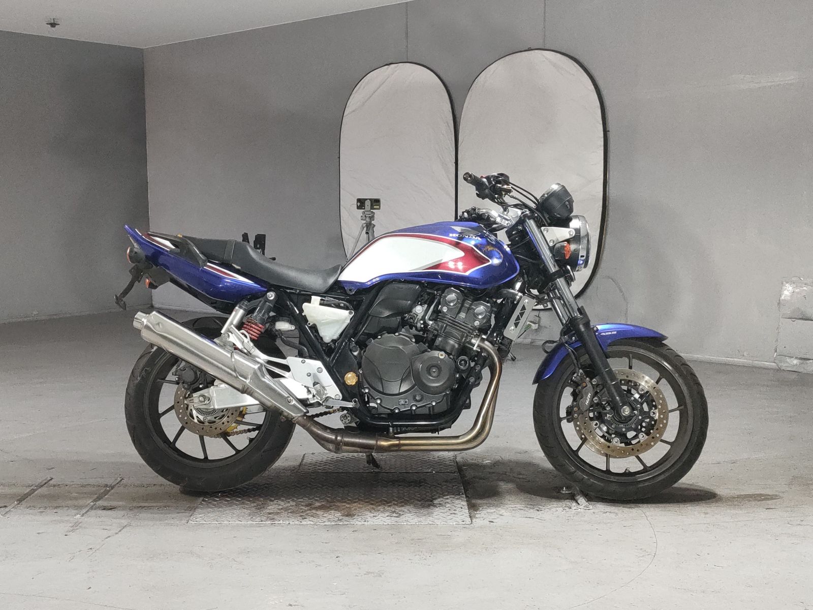 Honda CB400SFV-4