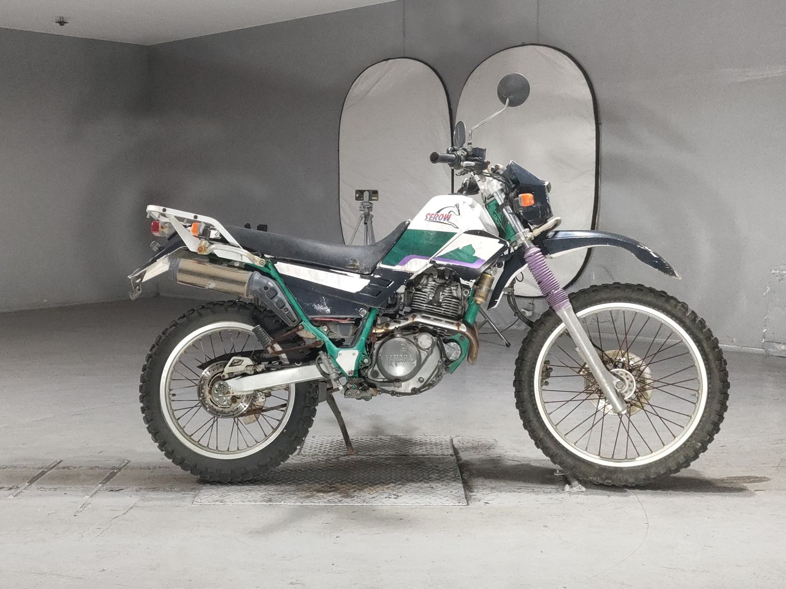 Yamaha SEROW 225W