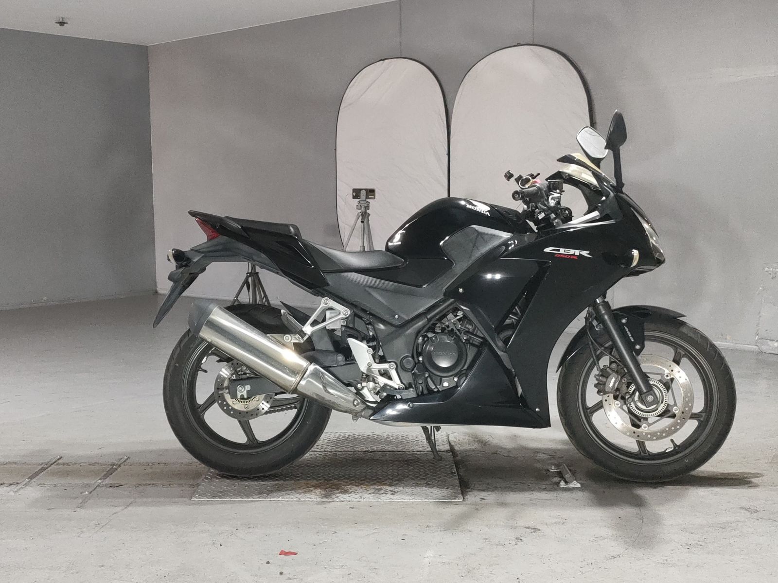 Honda CBR250R