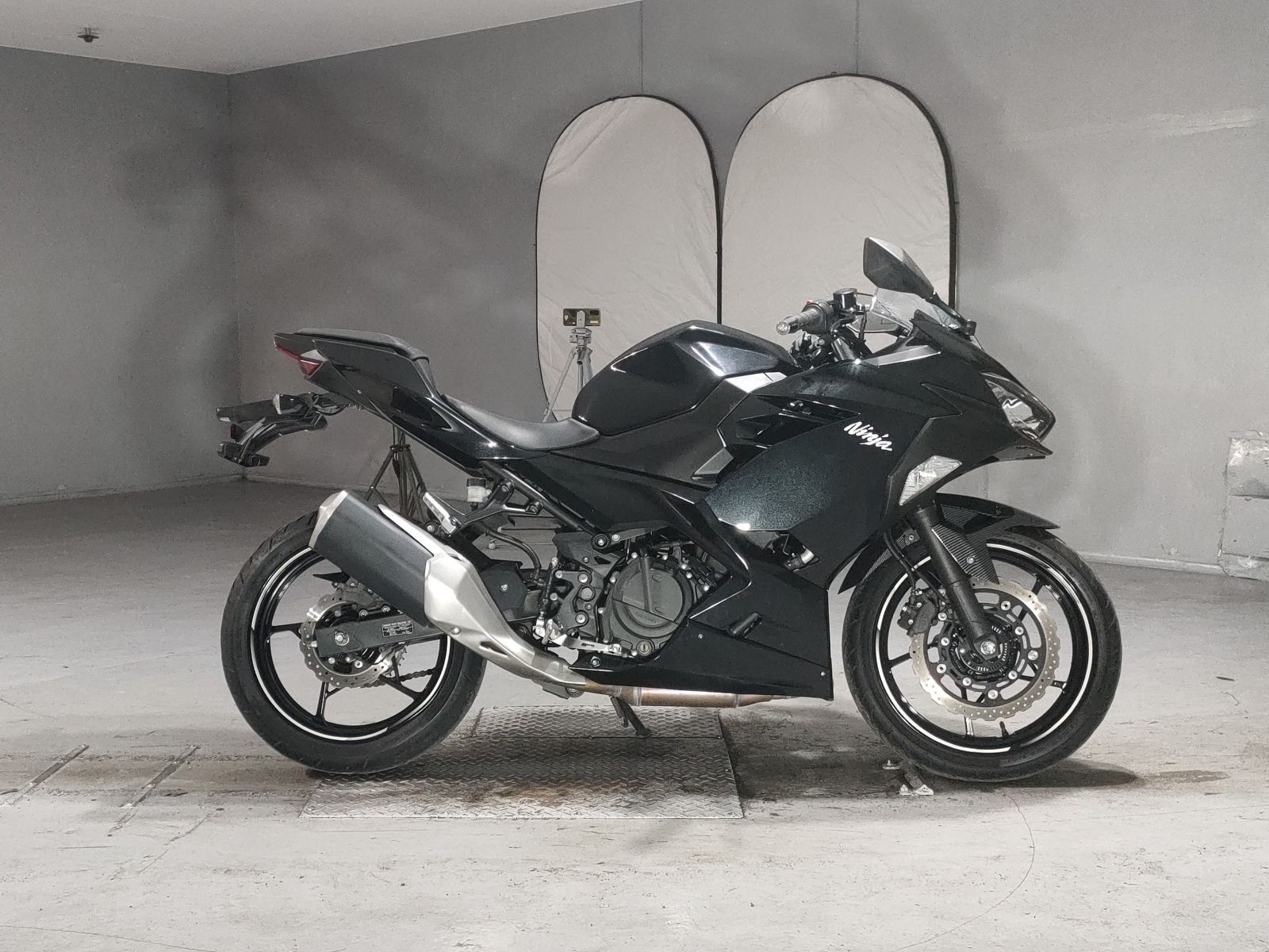 Kawasaki NINJA400